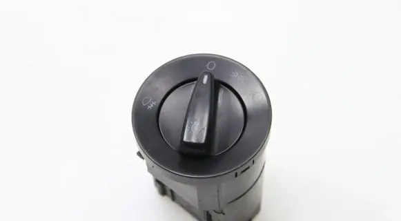Skoda Fabia Mk2 (5J) Light switch 3B0941531B