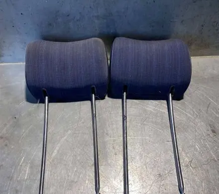 Mercedes-Benz E W124 Rear seat headrest 