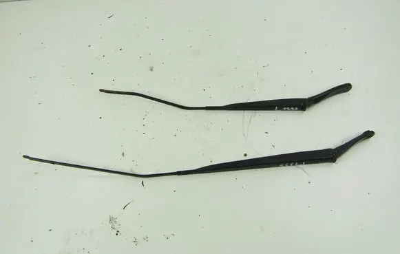 Renault Laguna III Front wiper blade arm 