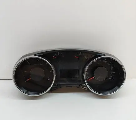 Peugeot 5008 Speedometer (instrument cluster) 9804210980 69389200U