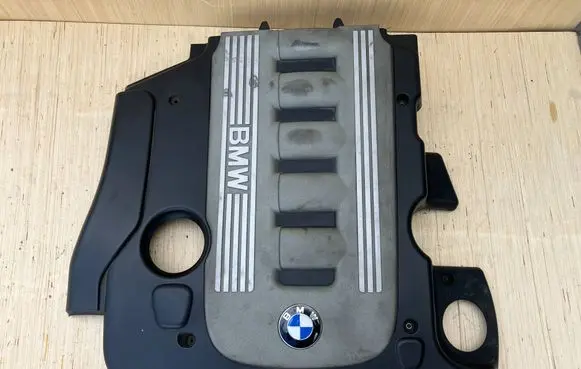 BMW 5 E60 E61 Engine cover (trim) 7788908 5678911