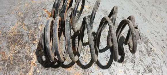 Opel Meriva B Rear coil spring 