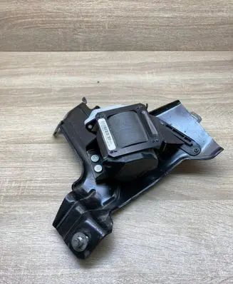 Honda Legend Rear seatbelt 6216589 S29AB48W5KH 6217234M8A