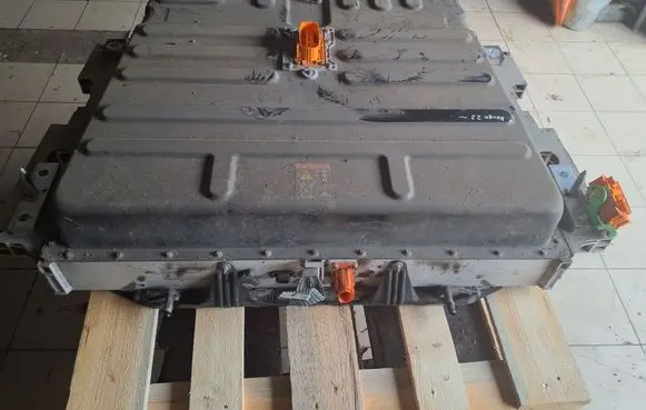 Renault Kangoo III Hybrid / electric car battery 295106123R