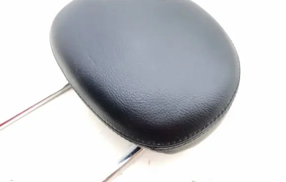 Mercedes-Benz C W203 Front seat headrest 