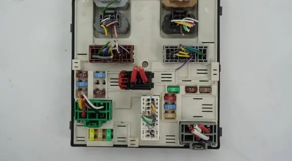 Renault Kangoo I Fuse box set 284B68764R