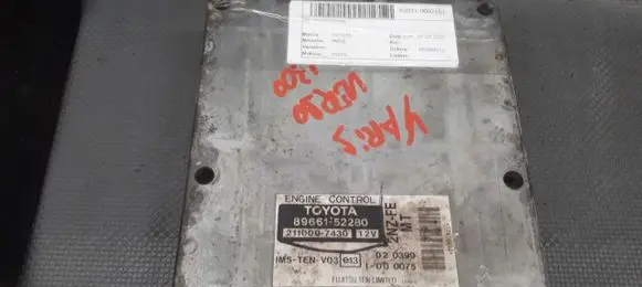 Toyota Yaris Engine control unit/module ECU