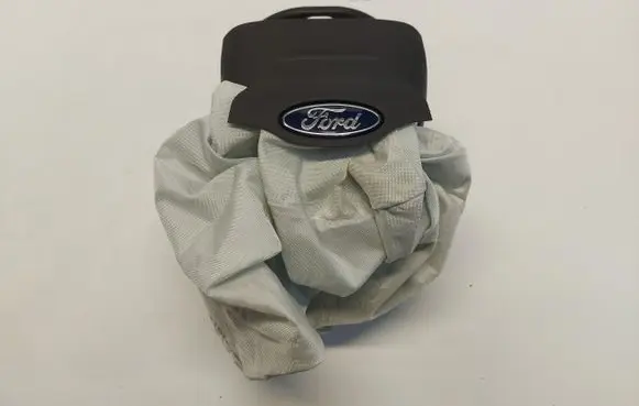 Ford Explorer Steering wheel airbag 