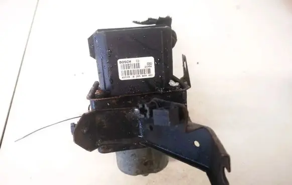 Alfa Romeo 147 ABS Pump 46831063 0265224083