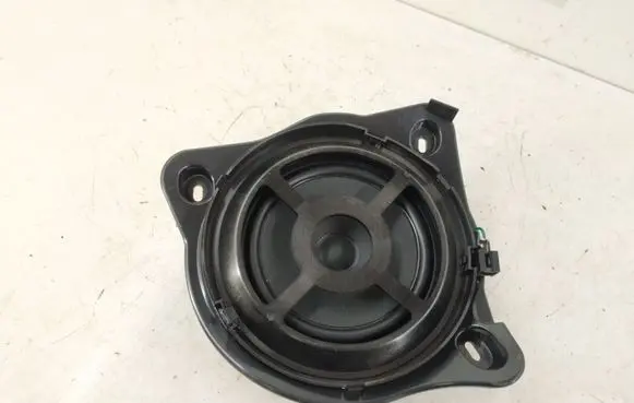 Mercedes-Benz E W213 Panel speaker 2058201502 A2058201502