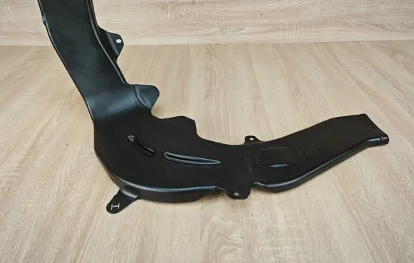 BMW 8 G16 Cabin air duct channel 7435729