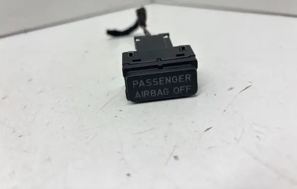 Volkswagen Touran I Passenger airbag on/off switch 1T0919234A
