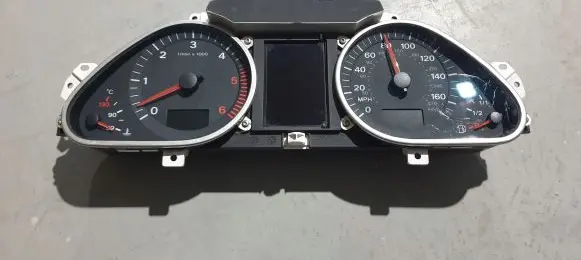 Audi A6 S6 C6 4F Speedometer (instrument cluster) 4F0920950L