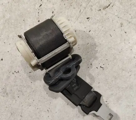 Renault Clio III Middle seatbelt (rear) 33056057D