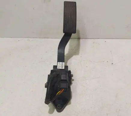 Hyundai Getz Accelerator throttle pedal 327261C800 10730006 11211