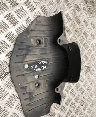 Rear underbody cover/under tray