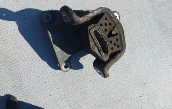 Gearbox mount