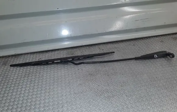 Volkswagen Golf II Windshield/front glass wiper blade 