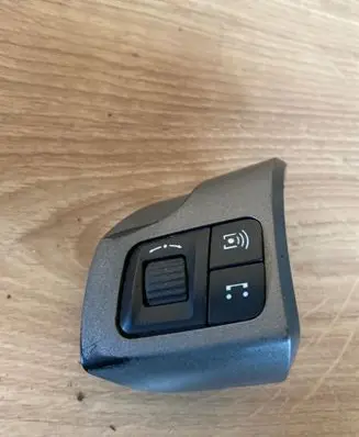 Opel Vectra C Steering wheel buttons/switches 305582185057 13208858 88139804