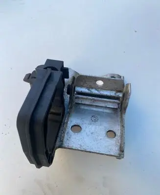 BMW 7 F01 F02 F03 F04 Radiator mount bracket 7207152 7186514 7211162