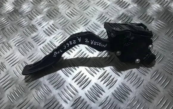 Mazda 2 Accelerator throttle pedal k42387400 k4238-7400
