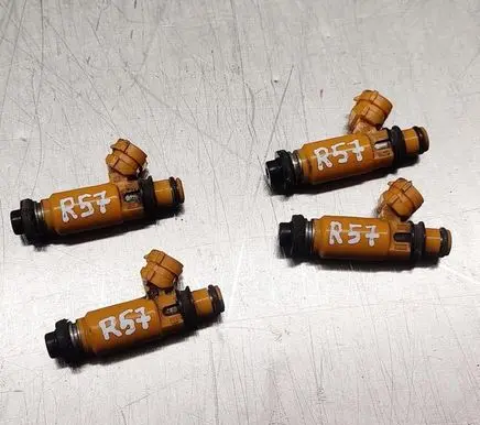 Subaru Forester SF Fuel injector 3620