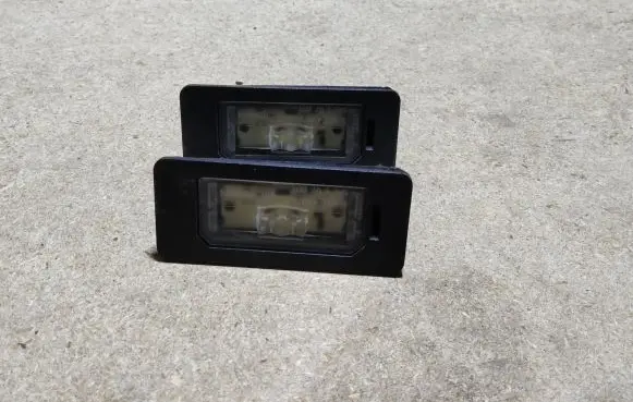 Number plate light