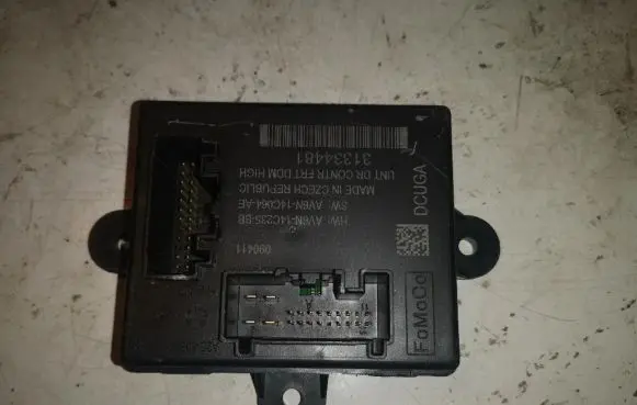 Volvo S60 Door control unit/module AV6N14C235BB A748