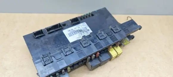Mercedes-Benz CLK A209 C209 Fuse module 2095450301