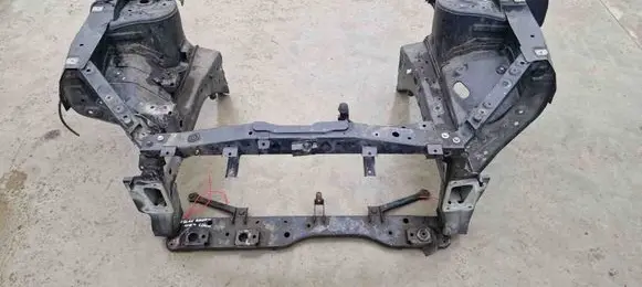 Nissan Qashqai Front bodywork piece 