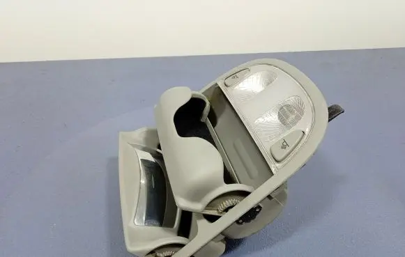 Hyundai Santa Fe Boot/trunk interior light 92800-2BXXX