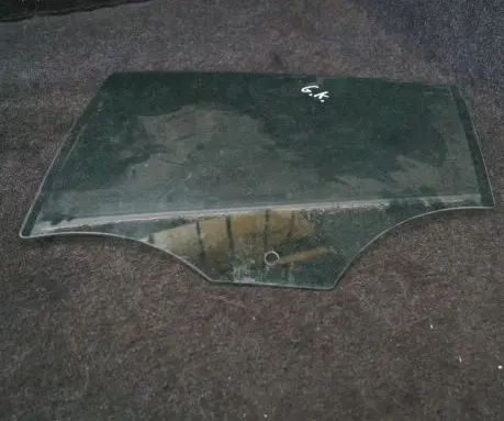 Jaguar XE Rear door window glass 43R011582