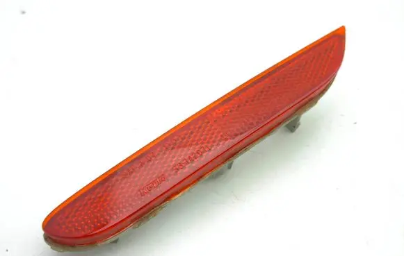 Nissan Qashqai Rear tail light reflector 25023005
