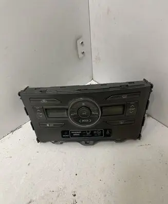 Toyota Auris 150 Climate control unit 5590002220