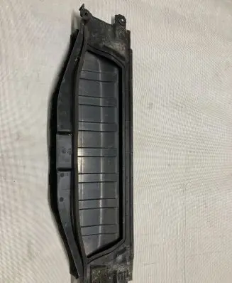 Nissan Navara D23 Intercooler air guide/duct channel 214975JU0A