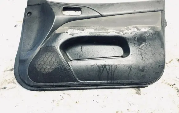 Mitsubishi Lancer Front door card panel trim mr444242