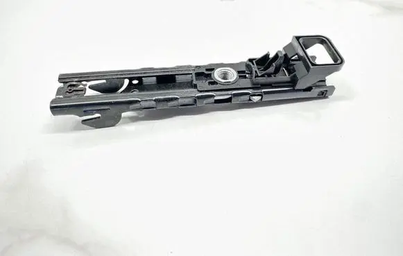 Audi Q7 4M Seat belt height adjuster 4M0857819 627966600
