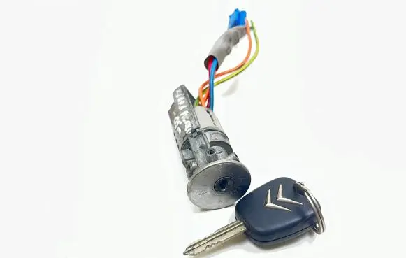 Citroen Xsara Picasso Ignition lock