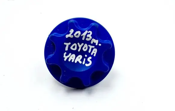 Toyota Yaris Spare wheel mounting bracket 