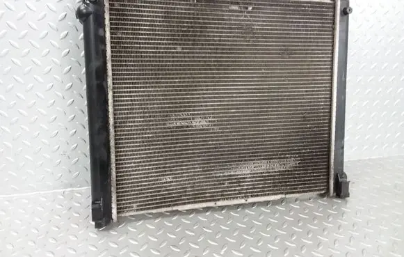 Nissan Juke I F15 Coolant radiator 214101FE0A