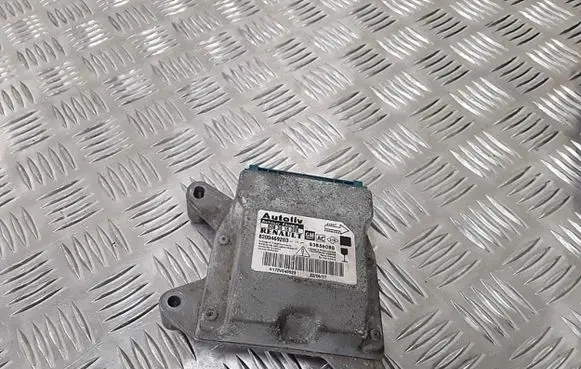 Renault Trafic II (X83) Airbag control unit/module 8200469203