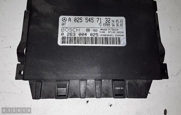 Mercedes-Benz E W211 Parking PDC control unit/module A0255457132