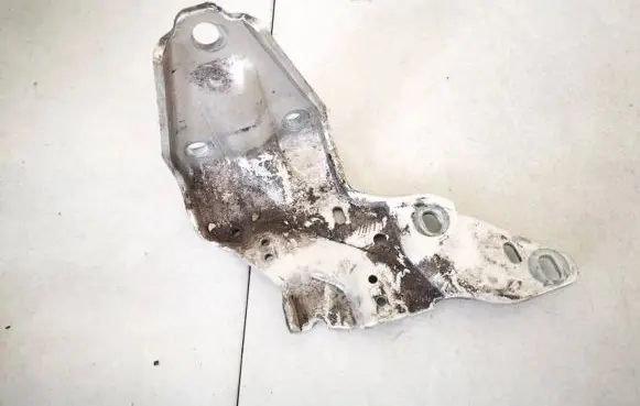 Toyota Previa (XR30, XR40) II Engine mounting bracket 