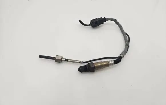 Mercedes-Benz C W205 Exhaust gas temperature sensor A0009053905 0065421718 0S0007161144