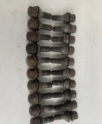 Nuts/bolts