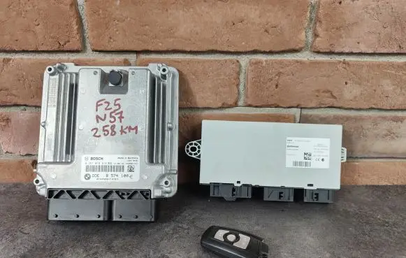 Engine ECU kit and lock set
