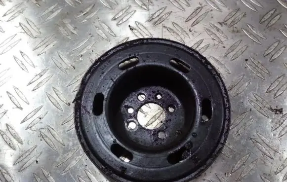 Crankshaft pulley