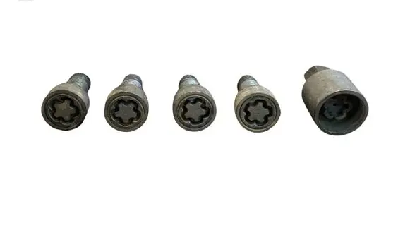 Audi A4 S4 B9 Anti-theft wheel nuts and lock 