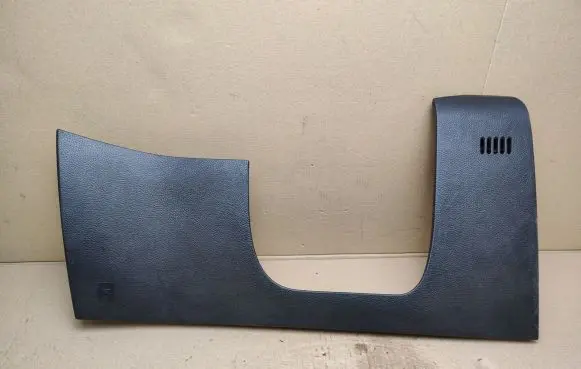 Ford Fusion II Steering wheel column trim