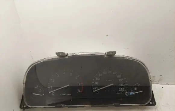Subaru Impreza I Speedometer (instrument cluster) 85013FA570 13FA570 NSG010L